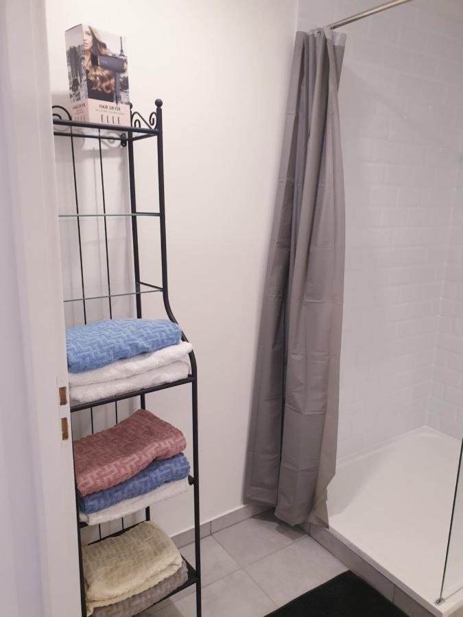 Appartements Renove 2023 Proche Aeroport 5Min, Gare Sncf 2 Min, Tramway Au Pied De L'Immeuble , Parking Possible, Renovated Apartments 2023 Near The Airport 5 Min, Train Station 2 Min, Tram Next To The Building 1 Min, Parking Possible Nice Extérieur photo